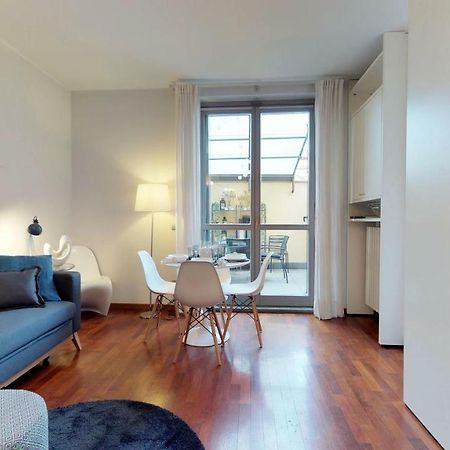 Design Apartment Near Duomo Square 밀라노 외부 사진